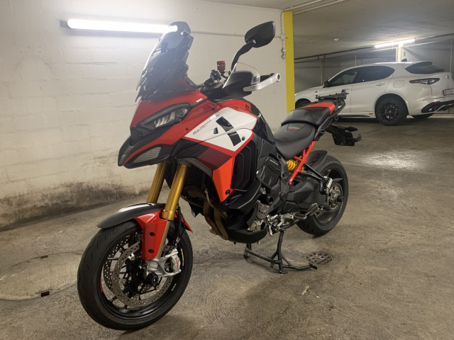 DUCATI Multistrada 1160 V4 Pikes Peak Enduro Used