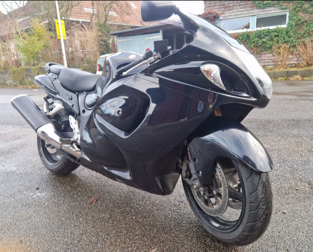 SUZUKI GSX 1300 R Hayabusa Sport Occasion