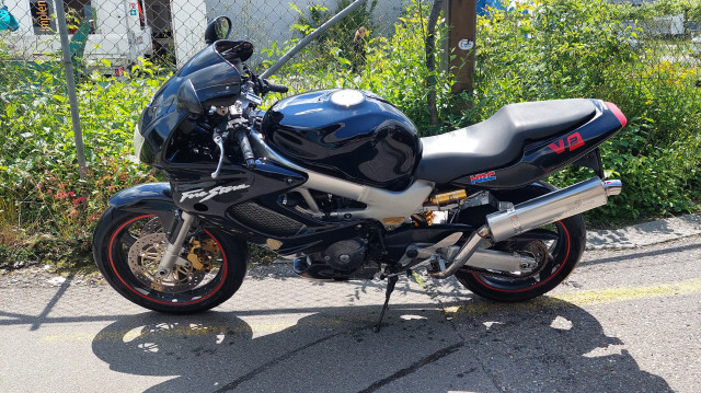 HONDA VTR 1000 Fire Storm Sport Usato