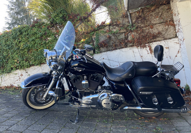 HARLEY-DAVIDSON FLHRC 1690 Road King Classic Touring Usato