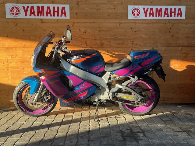 YAMAHA YZF 750 R Sport Occasion