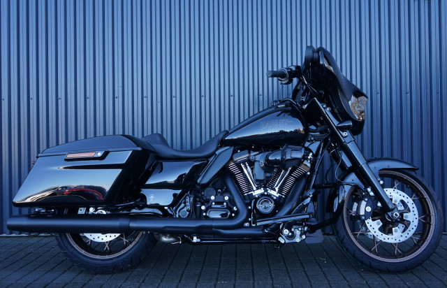 HARLEY-DAVIDSON FLHXST 1923 Street Glide ST 117 Touring Neufahrzeug