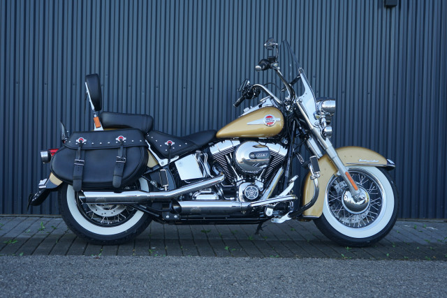 HARLEY-DAVIDSON FLSTC 1690 Softail Heritage Classic Custom Occasion