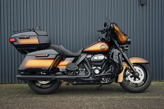 HARLEY-DAVIDSON FLHTK 1868 Ultra Limited 114 Tobacco Fade Touring Vorführfahrzeug