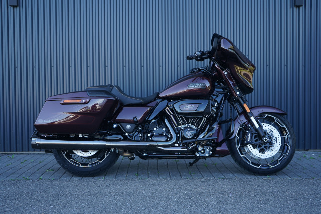 HARLEY-DAVIDSON FLHXSE 1977 CVO Street Glide 121 Touring Neufahrzeug