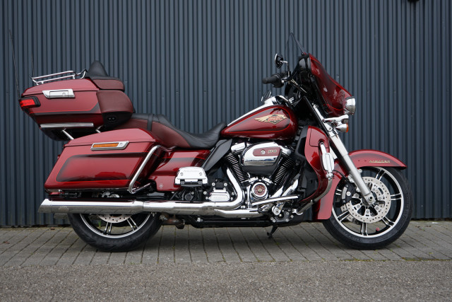 HARLEY-DAVIDSON FLHTKANV 1868 Ultra Limited 114 Touring Occasion