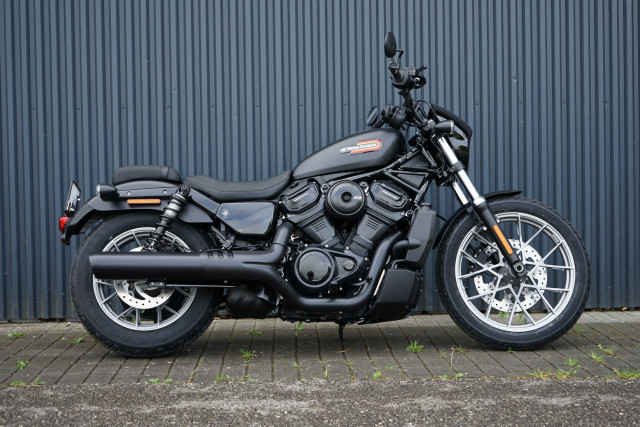 HARLEY-DAVIDSON RH 975 Nightster Special Custom Moto neuve