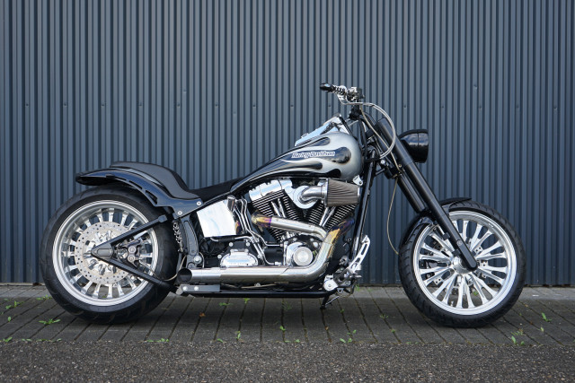 HARLEY-DAVIDSON FXSTC 1584 Softail Custom Custom Occasion