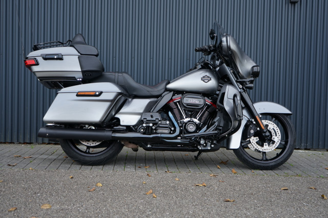 HARLEY-DAVIDSON FLHTKSE 1923 CVO Electra Glide Ultra Limited 117 Touring Occasion
