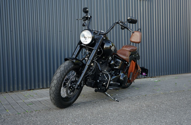 HARLEY-DAVIDSON FLSS 1801 Softail Slim S 110 Custom Occasion