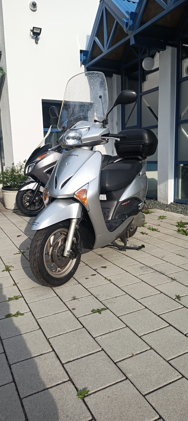 HONDA NHX 110 Lead Scooter Used