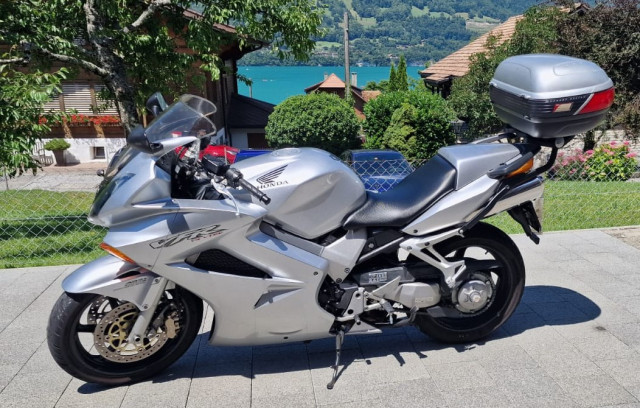 HONDA VFR 800 F Touring Occasion