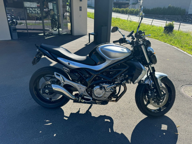SUZUKI SFV 650 Gladius Naked Occasion