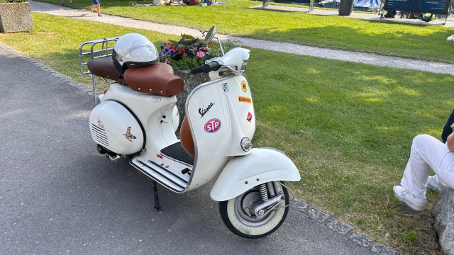 PIAGGIO Vespa VNB 125 Roller Occasion