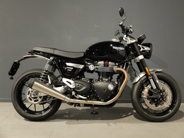 TRIUMPH Speed Twin 1200 Retro Moto neuve