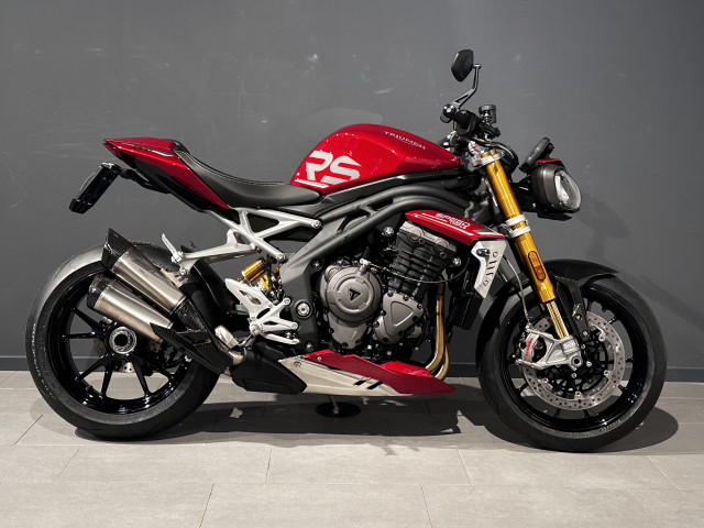 TRIUMPH Speed Triple 1200 RS Naked Demo vehicle