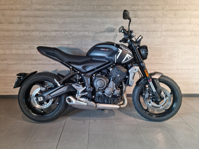 TRIUMPH Trident 660 Naked Moto neuve