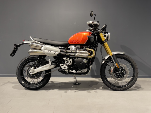 TRIUMPH Scrambler 1200 XE Retro Moto nuova