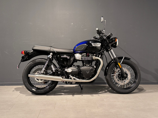 TRIUMPH Bonneville T100 Stealth Edition Retro Moto neuve