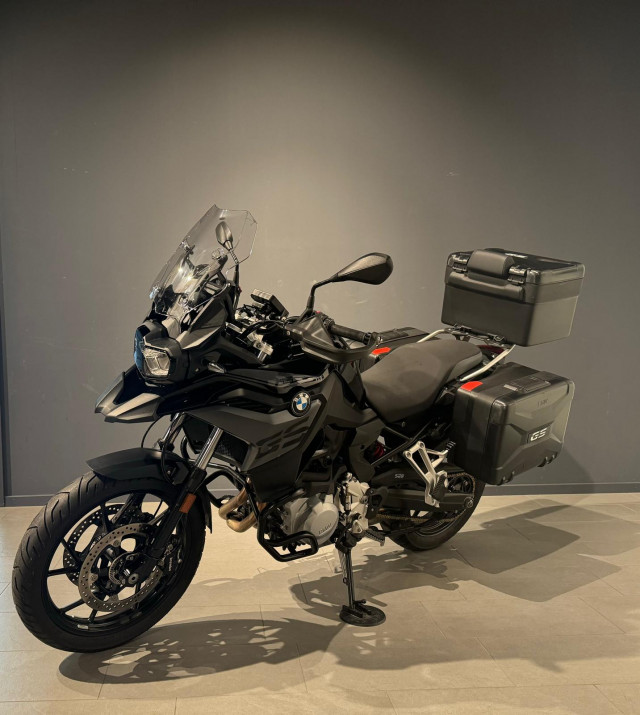 BMW F 750 GS Triple Black