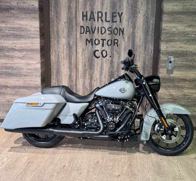 HARLEY-DAVIDSON FLHRXS 1868 Road King Special 114 Touring Usato