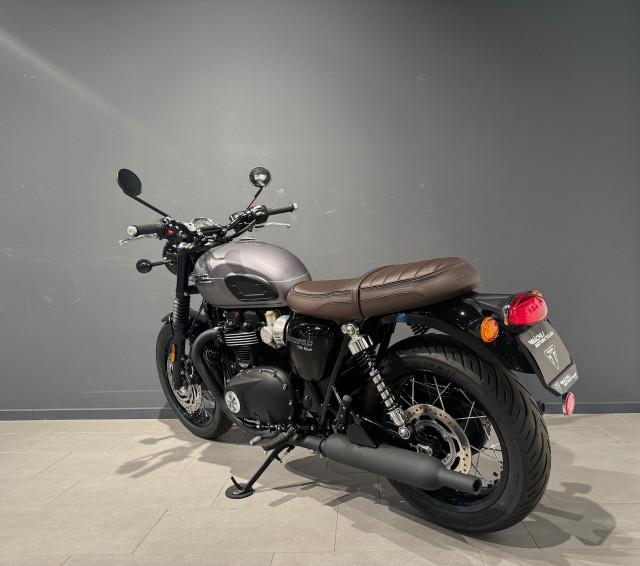TRIUMPH Bonneville T120 Black Retro Neufahrzeug