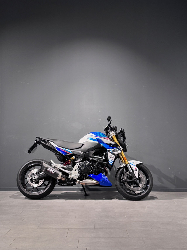 BMW F 900 R A2 Sport Naked Occasion