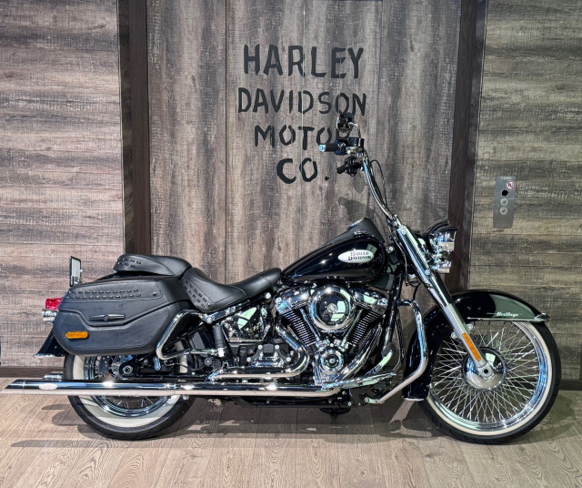 HARLEY-DAVIDSON FLHC 1745 Heritage Classic 107 Touring Usato