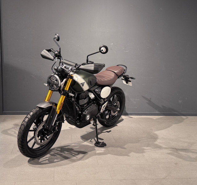 TRIUMPH Scrambler 400 X Retro Moto neuve