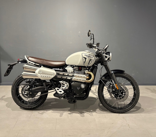 TRIUMPH Scrambler 1200 X Retro Moto nuova