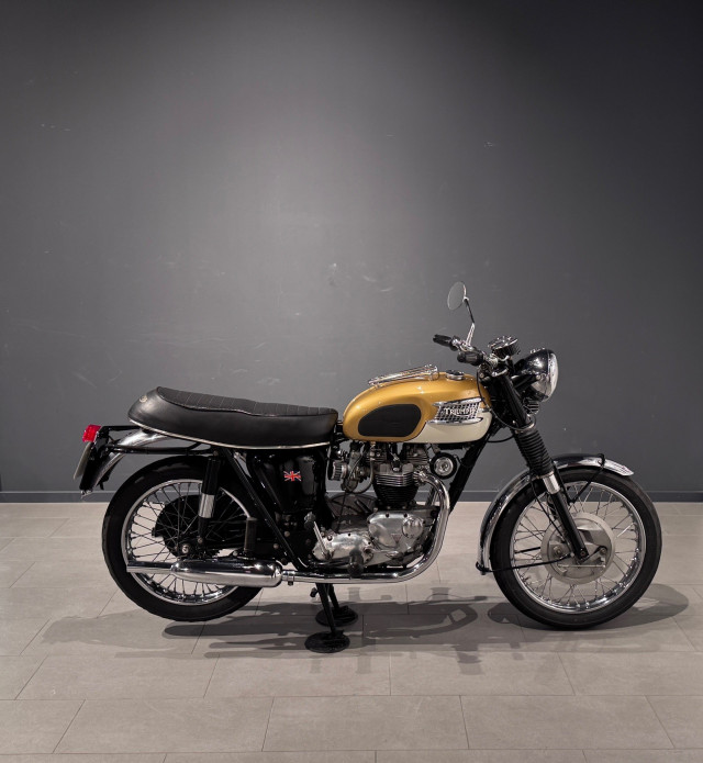 TRIUMPH T 120 Bonneville Touring Used