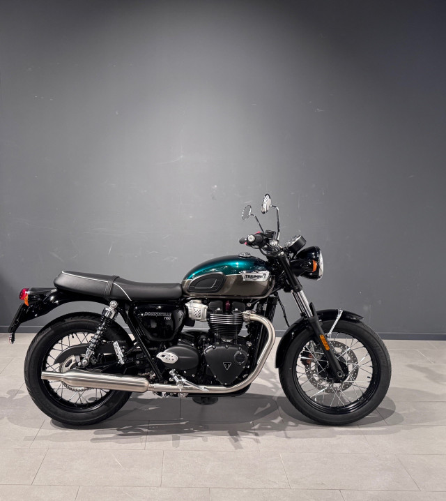 TRIUMPH Bonneville T100 Retro Neufahrzeug
