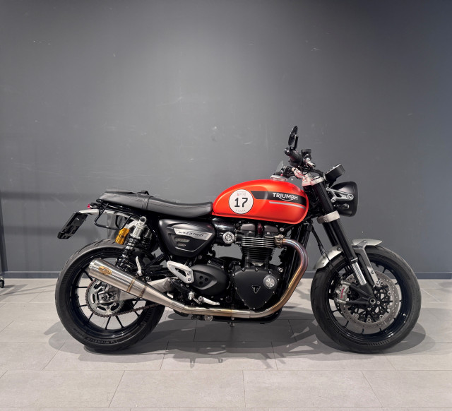 TRIUMPH Speed Twin 1200 Retro Usato