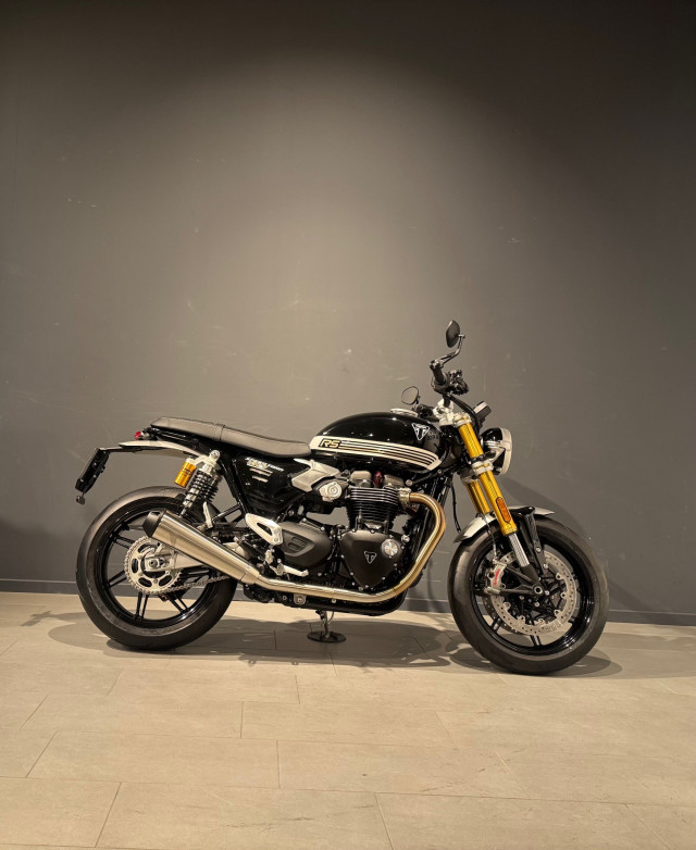 TRIUMPH Speed Twin 1200 RS Retro Neufahrzeug