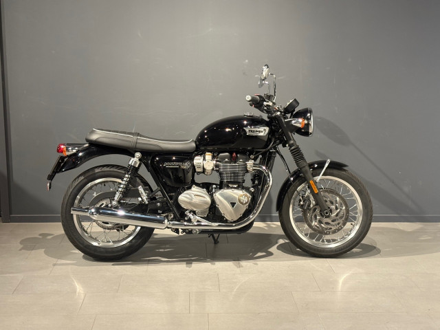 TRIUMPH Bonneville T120 Retro Neufahrzeug