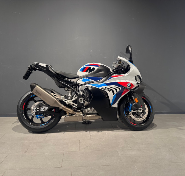 BMW M 1000 RR Sport Neufahrzeug