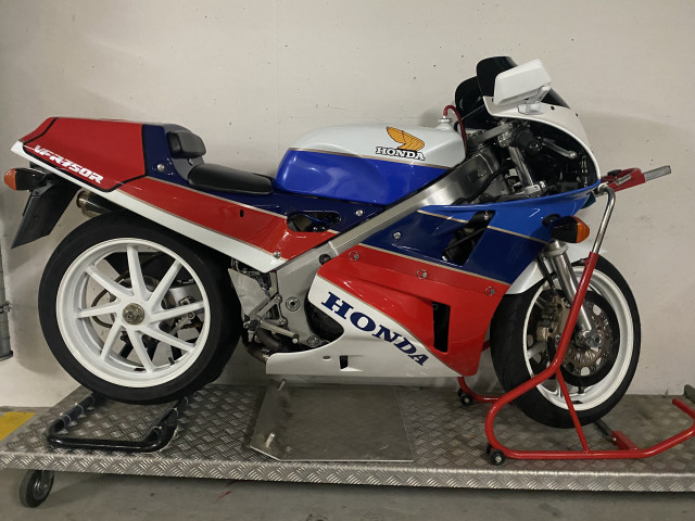 HONDA VFR 750 R (RC30) Sport Occasion
