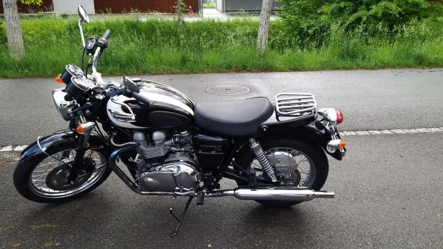 TRIUMPH Bonneville T100 Retro Used