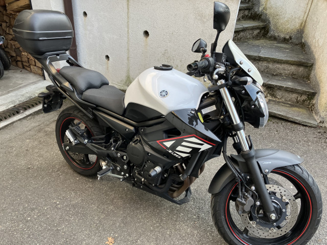 YAMAHA XJ 6 N Naked Used