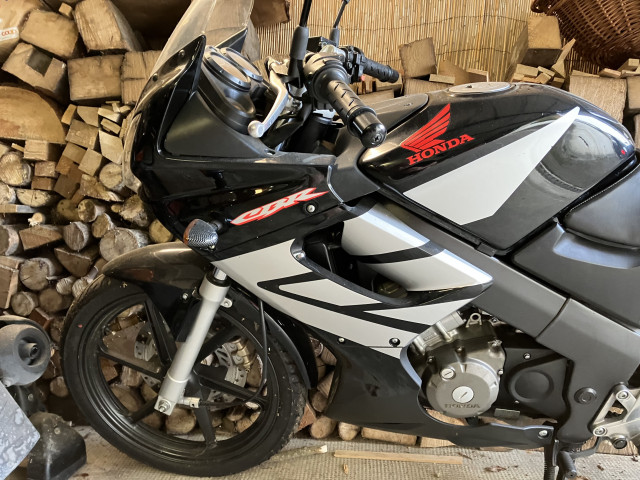 HONDA CBR 125 R Sport Used
