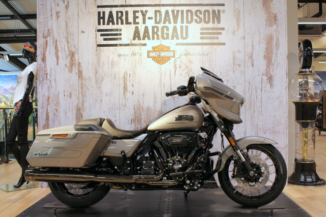 HARLEY-DAVIDSON FLHXSE 1977 CVO Street Glide 121 Touring Neufahrzeug