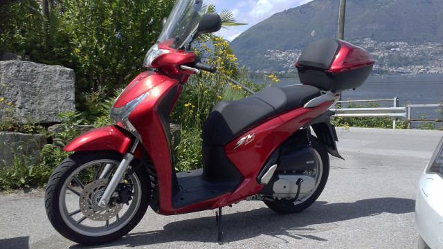 HONDA SH 125 Scooter Usato