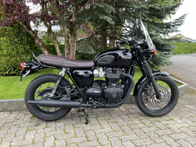 TRIUMPH Bonneville T120 Black Retro Occasion