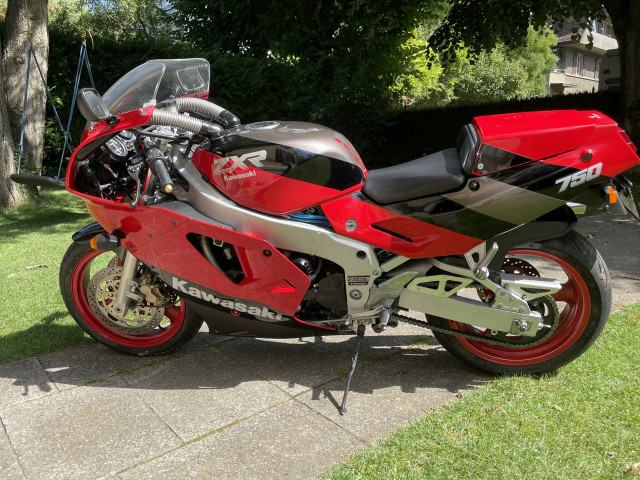 Kawasaki Zx7r Zxr750 Usata 1995 Kawasaki ZXR 750 Green Manual