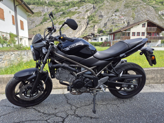 SUZUKI SV 650 U Naked Occasion