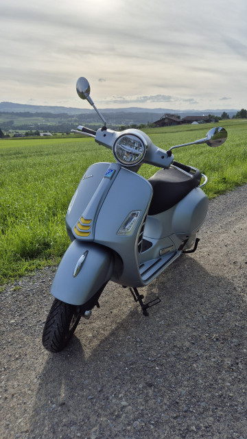 PIAGGIO Vespa GTS 125 Super Tech Roller Occasion