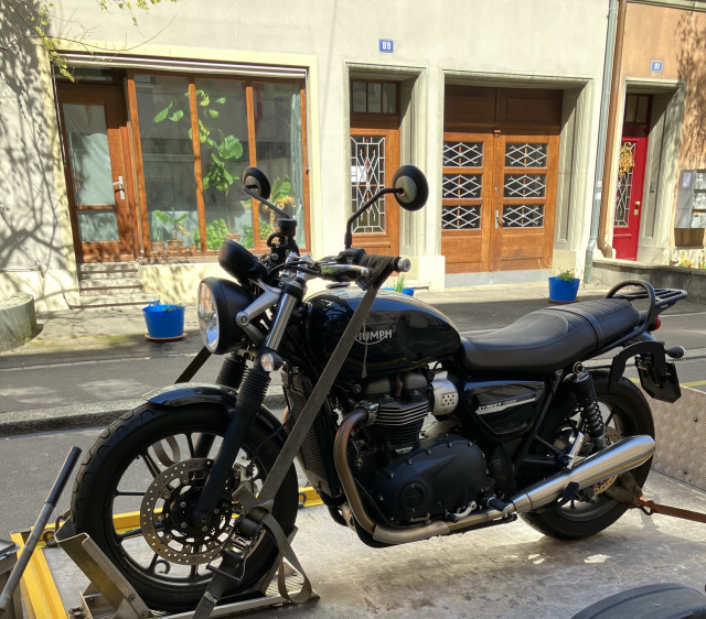 TRIUMPH Street Twin 900 Retro Occasion