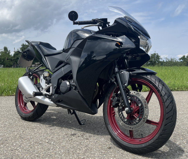 HONDA CBR 125 R Sport Occasion
