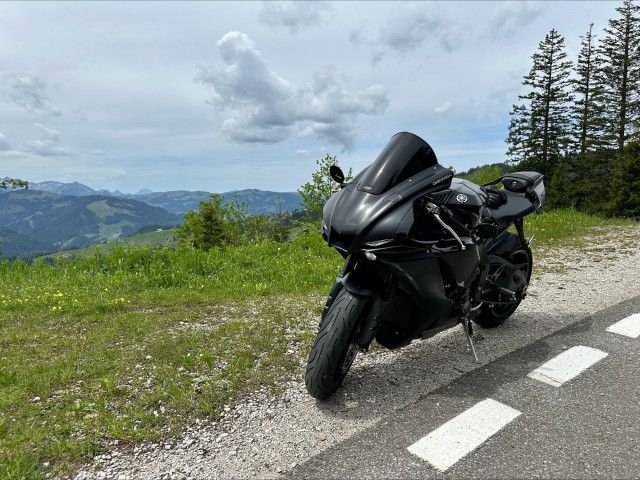 YAMAHA R1 Supermoto Used