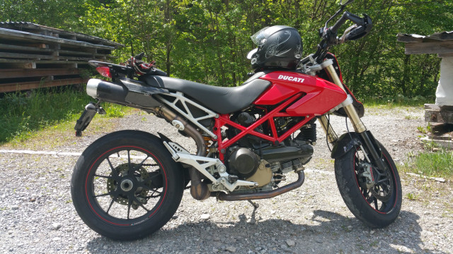 DUCATI 1100 Hypermotard S Naked Occasion